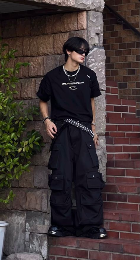 Tough Fits Men, Outfits Male Grunge, Baggy Jeans Outfit Men Aesthetic, Baggy Leather Pants Outfit Men, Alt Men Style, Space Aesthetic Outfit Men, Tripp Pants Outfit Men, Gothic Streetwear Men, Men Kpop Outfit