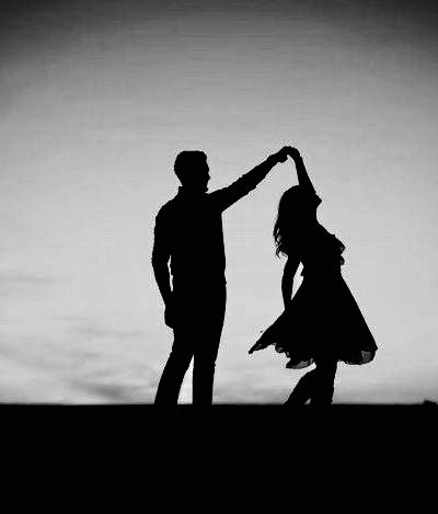 Couple Dancing Shadow, Couple Silhouette Aesthetic, Romance Silhouette Aesthetic, Dancing Shadows Aesthetic Couple, Couple Silhouette Painting, Couple Dancing Drawing, Couple Dancing Silhouette Aesthetic, Lover Silhouette Couple, Couple Shilloute Painting