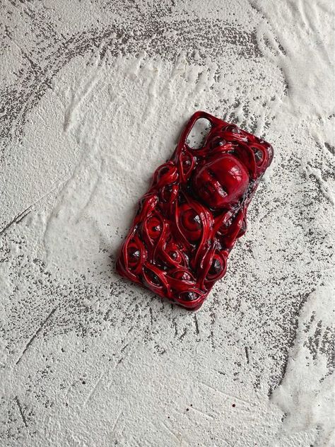 Scary Phone Cases, Iphone X Aesthetic Phone, Horror Phone Case, Phone Case Customize, Custom Phone Cases Ideas, Strange Decor, Goth Phone Case, Mobile Case Design, 3d Horror