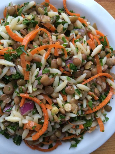 Orzo Salad Recipes, Lowering Cholesterol, Make Ahead Salads, Vegetarian Meal Plan, Orzo Recipes, Orzo Salad, Green Lentils, Lentil Salad, Lentil Recipes