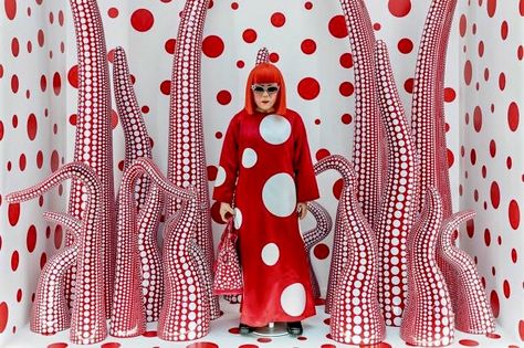 Warped Art, Yayoi Kasuma, Collage Minimalist, Infinity Mirror Room, Minimalist Collage, Mood Board Collage, Artistic Collage, Art Gallery Exhibition, Architecture Animation