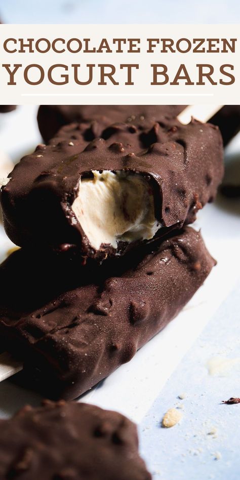 Cool off on hot summer days with these chocolate crunch frozen yogurt bars! They're made with a creamy frozen greek yogurt that's naturally sweetened with maple syrup and SunButter and then further dipped in crispy and crunchy dark chocolate to create a luscious shell. It's a healthier take on the classic and the perfect sweet treat the whole family will love! Yogurt Popsicle Recipes, Chocolate Frozen Yogurt, Yogurt Bars, Frozen Yogurt Bar, Frozen Greek Yogurt, Frozen Yogurt Recipes, Healthy Ice Cream Recipes, Chocolate Yogurt, Yogurt Bites