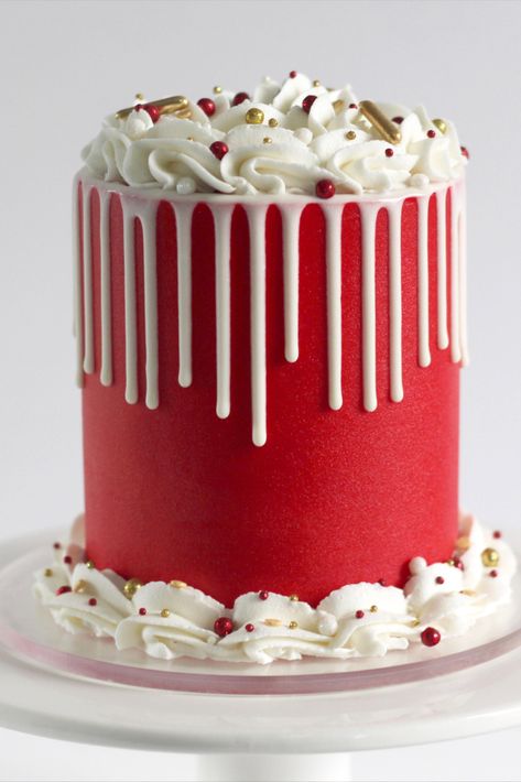 Colored Ganache, White Drip Cake, White Christmas Cake, Christmas Cake Decorating Ideas, Ganache Drip, Christmas Cupcakes Decoration, White Birthday Cakes, Fondant Cake Designs, Christmas Cake Designs