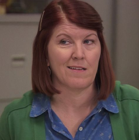 the office | meredith palmer | aesthetic icons Meredith The Office, Office Characters, Meredith Palmer, The Office Characters, Office Board, Office Icon, The Office Show, Office Color, Office Colors