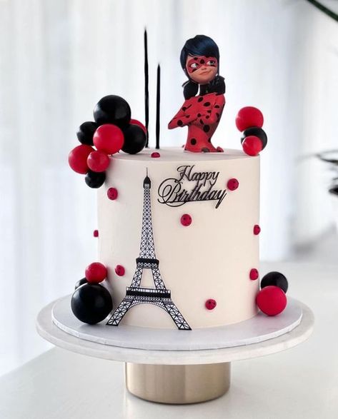 Ladybug Torte, Miraculous Cake, Miraculous Ladybug Cake, Ladybug Cake Topper, Ladybug Birthday Cake, Miraculous Birthday, Kindergarten Graduation Cake, Miraculous Ladybug Party, Ladybug Cakes