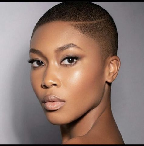 Haircut Styles For Black Women, Low Haircuts, Fade Haircut Women, Low Cut Hairstyles, Natural Hair Haircuts, Popular Short Haircuts, Cabello Afro Natural, Short Natural Haircuts, Shaved Hair Cuts