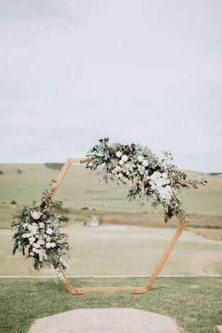 Hexagon Wedding Arch White Flowers, Arbour Flowers, Ceremony Arch Flowers, Wedding Arch Greenery, Shed Wedding, Wedding Arches Outdoors, Hexagon Wedding, Olive Wedding, Altar Flowers