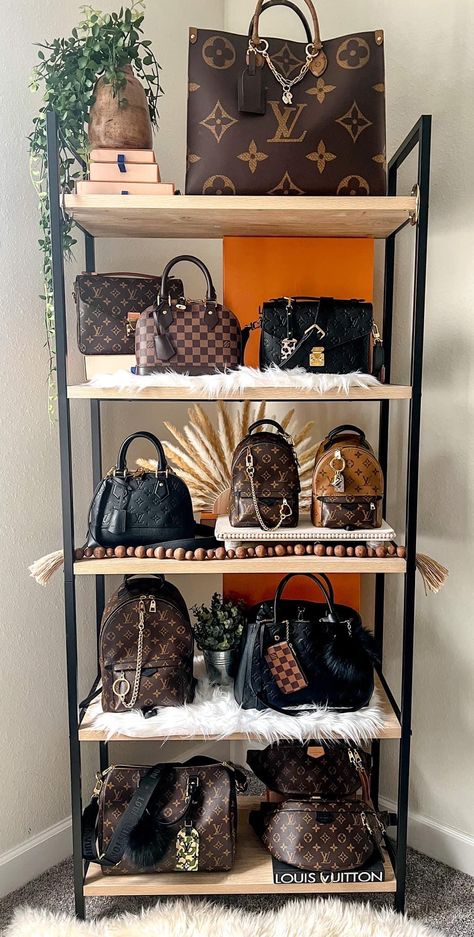 Handbag Display Ideas Bedrooms, Shelf For Purses Handbag Storage, Organized Purse And Bags, Designer Bag Display Bedroom, Hand Bag Display Ideas, Purse Bookshelf, Shoe And Purse Display, How To Display Purses, Purse And Shoe Organization