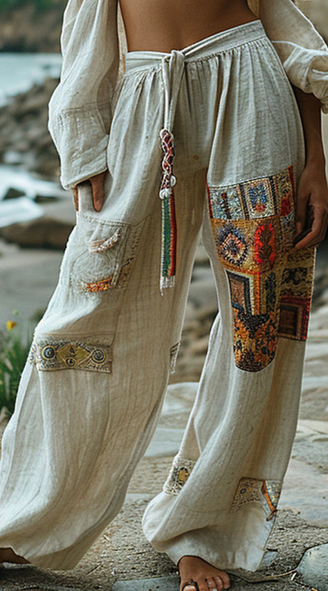 Look Boho Chic, Mode Hippie, Bohemia Style, Hippy Style, Estilo Hippie, Style Trousers, Boho Clothes, Loose Trousers, Clothing Wishlist