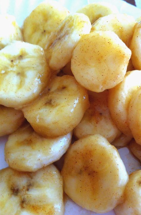 Banana Salad Recipe, Banana Salad, Autoimmune Protocol Recipes, Gluten Recipes, Peanut Salad, Homemade Foods, Ladies Luncheon, Fruit Salads, Autoimmune Protocol