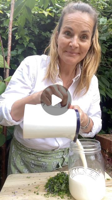 Cherie Denham on Instagram: "“Herb & Edible Flower Butter”. I started making my own butter last year after hearing so many stories from my Mummy about how her Grandma, Mummy and Aunts made their own butter from the cream of the cows on their farms. It was a very precious commodity during the war! I was intrigued and started on my own butter journey…First Irish Butter, then Garlic & Herb, Dulse and then Wild Garlic Butter.  I take my cream out of the fridge an hour or two before churning to let it come up to room temperature as this really speeds up the process.  Granny always rinsed her butter in ice cold water for two reasons, to get rid of the milky residue and to shape the butter more easily.  If you don’t have a churner, you can always use a freestanding mixer. It’s such a lovely proce Butter Churner, Ice Cold Water, Sledge Hammer, Irish Butter, Wild Garlic, Garlic Herb, Edible Flowers, Garlic Butter, Cold Water