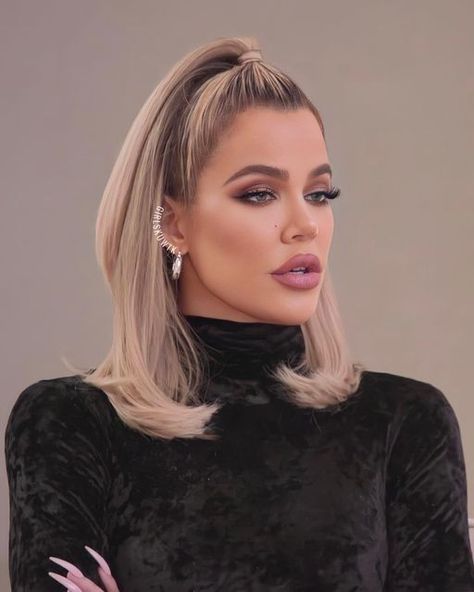 Khloe Kardashian Eye Makeup, Klohe Kardashian Short Hair, Chloe Kardashian Hair 2023, Khloe Kardashian Makeup Looks, Khloe Kardashian Short Hair, Khloe Kardashian Hairstyles, Khloe Kardashian Hair Short, Khloe Kardashian Makeup, Khloe Kardashian Hair