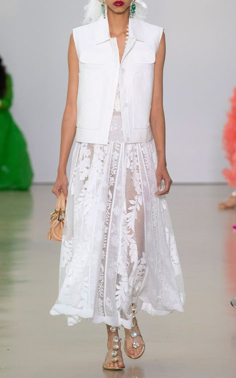 Giambattista Valli 2023, Giambattista Valli Haute Couture 2023, Spring 2023 Ready-to-wear Fashion Show, Giambattista Valli 2022, Georges Hobeika Spring Summer 2022, Organza Gowns, Giambattista Valli, Lace Fashion, Inspiration Mode