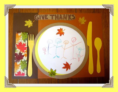 5 Crafting Gratitude Turkey Placemats - Mama's Happy Hive Thanksgiving Crafts Family, Gratitude Turkey, Homemade Thanksgiving Decorations, Thanksgiving Placemats Preschool, Thankful Activities, Thanksgiving Placemat, Family Gratitude, Thanksgiving Crafts Preschool, Thanksgiving Placemats