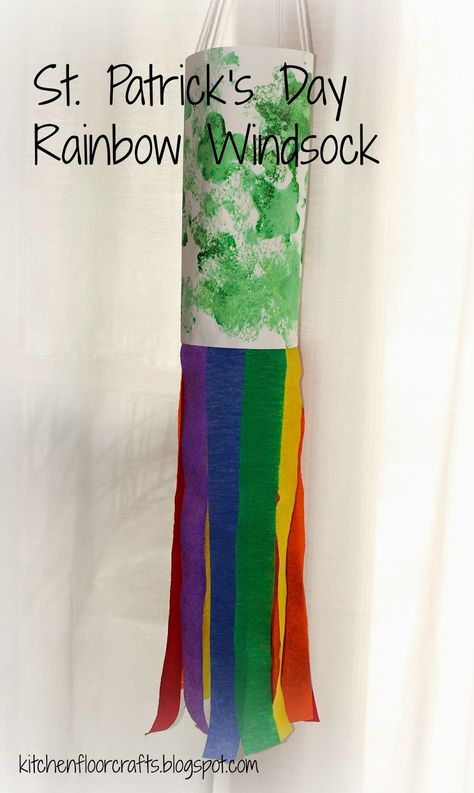 Bunny Crafts For Preschoolers, Rainbow Windsock, St Patrick's Day Crafts For Toddlers, Windsock Craft, Prek Crafts, Saint Patricks Day Art, Colorful Crafts, Flowers For Valentines Day, Fete Saint Patrick