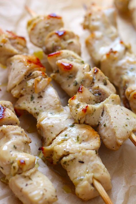 Ranch Chicken Skewers | 12 Tomatoes Ranch Chicken Skewers, Twelve Tomatoes, Chicken Receipts, Chicken Entree, Turkey Dinners, Man Recipes, Chicken Skewer Recipe, Grill Ideas, Almond Pastry