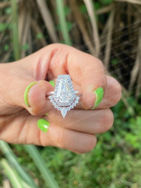 Coffin Shape Engagement Ring, Coffin Shaped Engagement Ring, Coffin Ring Engagement, Coffin Cut Engagement Ring, Coffin Wedding Ring, Coffin Engagement Ring, Ring Goals, Ring Wedding Set, Wedding October