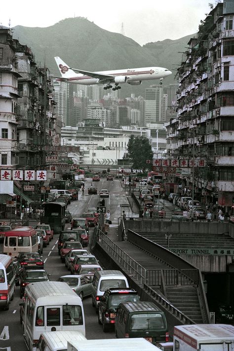 The closure of Hong Kong's iconic Kai Tak Airport in 1998 was a significant moment in the city's history. To commemorate the 25th anniversary of the airport's closure, Blue Lotus Gallery is pleased to announce a special upcoming exhibition "Goodbye Kai Tak and Thank You”. https://photographyofchina.com/event/goodbye-kai-tak-and-thank-you Kai Tak Airport, Twenty Dollar Bill, Aviation Photography, Aviation History, Aesthetic Images, City Aesthetic, Holidays And Events, Old Photos, Cityscape