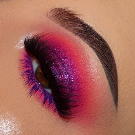 Simple But Fun Eyeshadow Looks, Bright Makeup Looks Eyeshadows, Goddess Makeup, Eye Makeup Images, Cute Eyeshadow Looks, Makeup Images, Purple Eye Makeup, Bright Makeup, Birthday Makeup