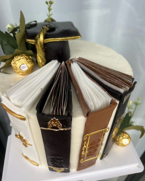 To Order WhatsApp 0766658639 Email misas.cakes@gmail.com This #ChooseDay we choose our graduates 🎓 Thank you Busi for having entrusted me with your celebration Cake Specs Size : 8” Flavour : Moist Chocolate Type : Fondant Cake Book Cake, Celebration Cake, Food Pics, Fondant Cake, Celebration Cakes, Food Pictures, Fondant, Thank You, Cake