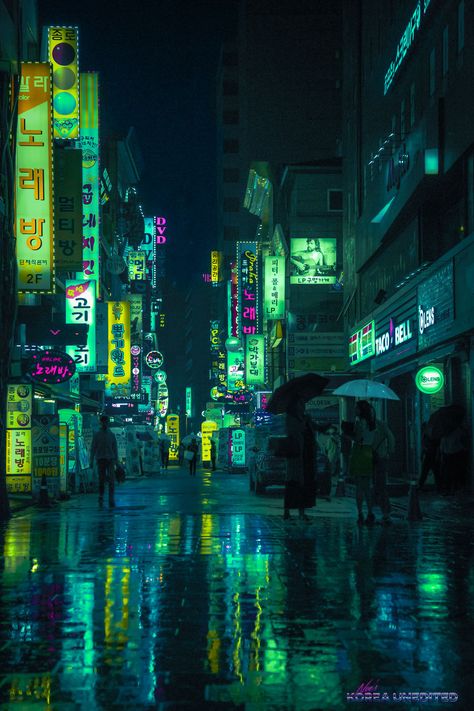 Seoul At Night, Cyberpunk Photography, Photos Of Places, Japan Green, Seoul City, Whatsapp Wallpapers Hd, Mint Green Aesthetic, Out At Night, Green Pictures