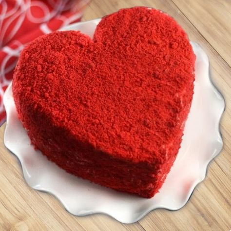 Buy & send Red Velvet Classic Hearty Cake online with cake2homes . Order Red Velvet Classic Hearty Cake Online with free shipping in India with same day & midnight delivery. Red Velvet Cake Decoration, Red Velvet Birthday Cake, Rodjendanske Torte, Cake Heart, Order Cakes Online, Red Velvet Cake Recipe, Velvet Cake Recipes, Online Cake Delivery, Red Cake