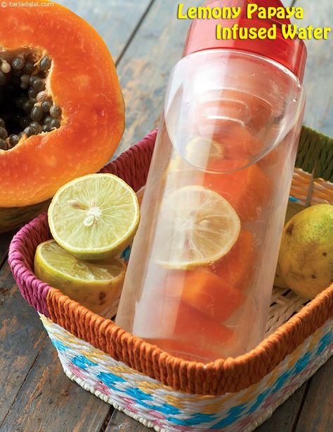 Lemony Papaya Infused Water Papaya Water, Whole Body Cleanse, Avocado Dishes, Fruit Infused Water Recipes, Healthy Fruit Desserts, Green Tea Detox, Body Detox Cleanse, Fruit Infused Water Bottle, Smoothie Cleanse