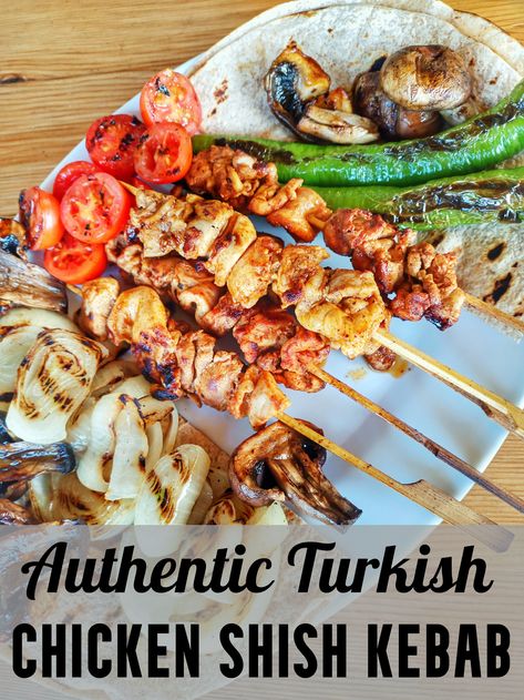 Turkish chicken shish kebabs - chicken skewers - served with griddled charred vegetables and lavash bread. The griddled vegetables are sliced onions, green peppers, mushrooms and cherry tomatoes. Turkish Shish Kebab, Turkish Recipes Chicken, Turkish Chicken Kebab, Shish Kebabs, Turkish Chicken, Turkish Kebab, Home Chicken, Chicken Kebab Recipe, Kebab Recipe