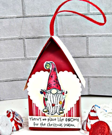 Christmas Treat Boxes, Christmas Treats Holders, Christmas Treats Boxes, Gnome Home, Rubber Stamping Cards, Easy Christmas Treats, Snowman Gifts, Christmas Treat, Treat Holder