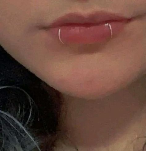 Lip Piercing Ring, Snake Bite Piercing, Mouth Piercings, Lip Piercing Jewelry, Snakebites, Face Piercings, Cool Piercings, Labret Piercing, Facial Piercings