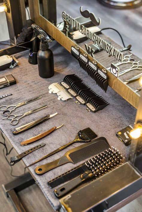 Barber Station Setup, Metal Barrel Furniture, Barber Shop Pictures, Barber Store, Barbershop Design Interior, Mobile Barber, Barber Shop Interior, Home Hair Salons, Barber Accessories