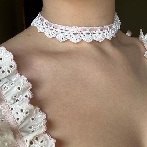 In my lace era💕 Victorian crochet Capelet by happyknittingnadine on Etsy and quick choker made by me (should I make a free pattern?) // #crochet #crochetlace #lacechoker #capelet #lacecapelet #crochetcapelet Victorian Crochet, Capelet Pattern, Lace Capelet, Crochet Capelet, Free Pattern Crochet, Pattern Crochet, Crochet Lace, Made By Me, Free Pattern