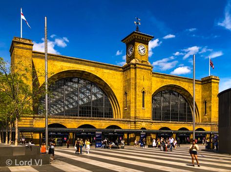 London, Railway Station, King’s Cross Station Aesthetic, Zoo Project, Kings Cross Station, Rail Station, Kings Cross, Lego Harry Potter, Railway Station, Train Station, Ferry Building San Francisco