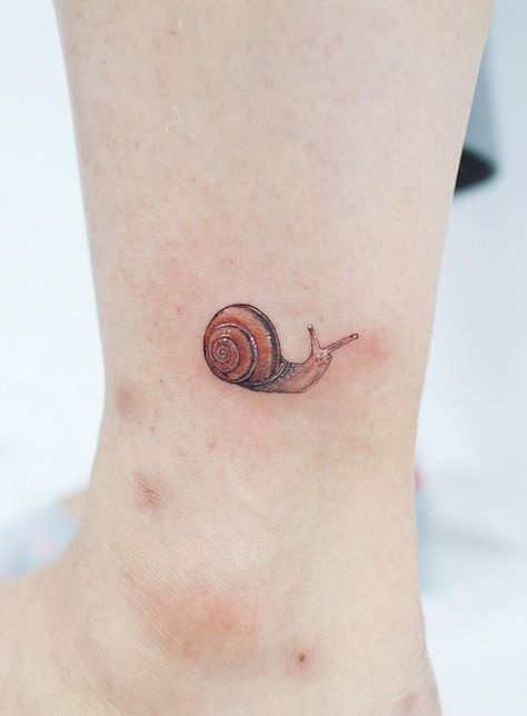 Small Snail Tattoo, Tattoo On Foot, Snail Tattoo, Gem Tattoo, Amazing Tattoos, Foot Tattoos, Mini Tattoos, Tattoo On, Jesus Fish Tattoo