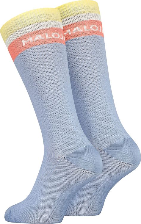 Modern length sport socks.Quick-drying sports socks in a modern length, curled with Maloja lettering. Sports Socks, Sport Socks, Socks, Sports