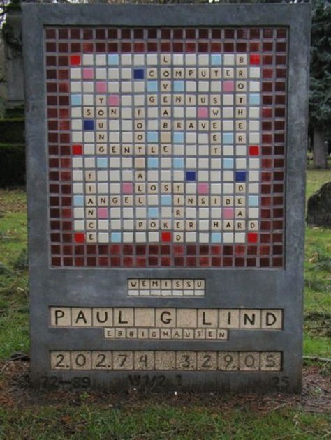 Unique Headstones, Grave Headstones, Cemetery Monuments, Cemetery Statues, Cemetery Headstones, Famous Graves, Weird But True, Old Cemeteries, Cemetery Art