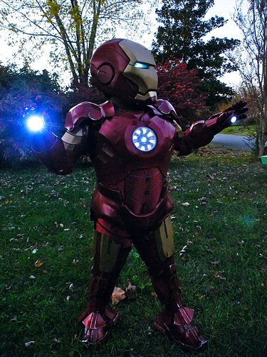 Ironman Costume for 5yr old - LINKS on PAGE 1 - tips & important bits Diy Ironman Costume, Barbie Power Wheels, Iron Man Costume Diy, Iron Man Kids, Kids Spiderman Costume, Iron Man Costume, Iron Man Fan Art, Light Up Costumes, Ironman Costume