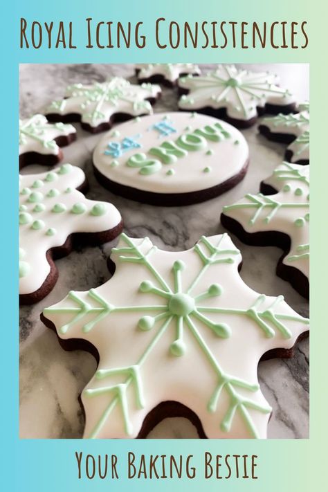 royal icing consistencies Flooding Icing Recipe, Sugar Cookie Decorating For Beginners, Sugar Cookie Decorating Icing, Christmas Sugar Cookie Decorating, Icing Consistencies, Easy Cookie Decorating, Cookie Decorating For Beginners, Cookie Decorating Christmas, Cookie Flooding