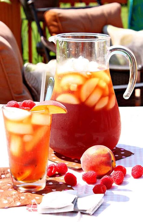 Sun Tea Recipe, Sun Tea Recipes, Cilantro Recipes, Sun Tea, Iced Tea Recipes, Flavor Ice, Peach Tea, Tea Recipe, Ice Tea