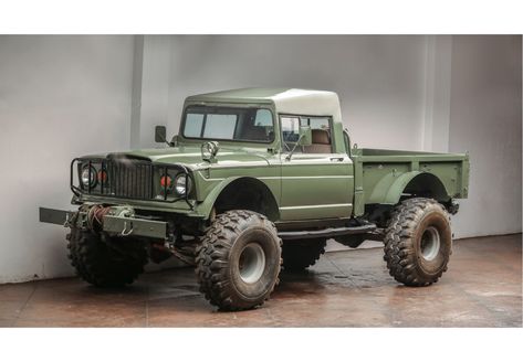 Super Swamper Tires, Kaiser Jeep, Mobil Off Road, Jeep Gear, Jeep Pickup Truck, Studebaker Trucks, Badass Jeep, Used Jeep, Jeep Pickup