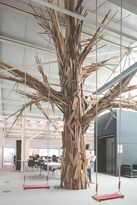 Tree Column, Luxury Office Interior, Tree Installation, Tree Project, Indoor Tree, Architectural Competition, Luxury Office, Wooden Tree, Tree Sculpture