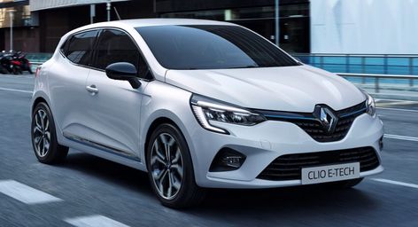 Renault Clio Narrowly Beats VW Golf To Become Europes Best-Selling Car Toyota Runner, Car Quotes, Suv Models, Suv For Sale, Lovely Car, Peugeot 3008, Car Inspiration, Suv Cars, Cars And Coffee