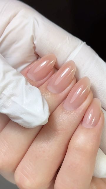 Colorless Nails, Nude Natural Nails, How To Paint Nails, Smooth Nails, Nails Painted, Paint Nails, Hard Gel Nails, Hello Nails, Nail Trend