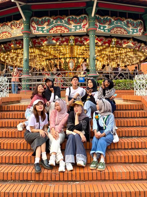 Dufan Outfit Ideas, Ootd Dufan, Basic Ootd, Apa Aja, Friend Pictures, Bali, Outfit Ideas, Ootd, Fan