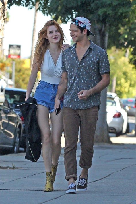 Vans Summer Outfit Men, Vans Summer Outfit, Mckenzie Foy, Taller Girlfriend, Couple Streetwear, Beck Oliver, Skate Man, La Outfits, Trendy Boy Outfits