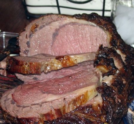 Rolled Roast Beef, Rolled Roast, Spaghetti With Ground Beef, Rib Roast Recipe, Beef Roll, Roast Beef Sandwiches, Roast Beef Recipes, Prime Rib Roast, Rib Roast