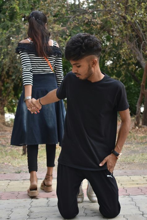 Santhali Couple Photo, Purulia Photo 4k Bewafa, Ledij Photos, Santhali Girl, College Girl Fashion, Gals Photos, Cute Couples Photography, Couple Picture Poses, Cute Couple Poses