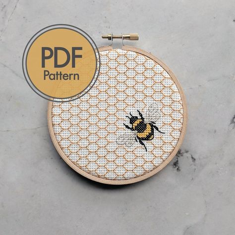 Geometric Cross Stitch, Humble Bee, Small Cross Stitch, Types Of Stitches, Modern Cross Stitch Patterns, Back Stitch, Modern Cross, Embroidery Inspiration, Modern Cross Stitch