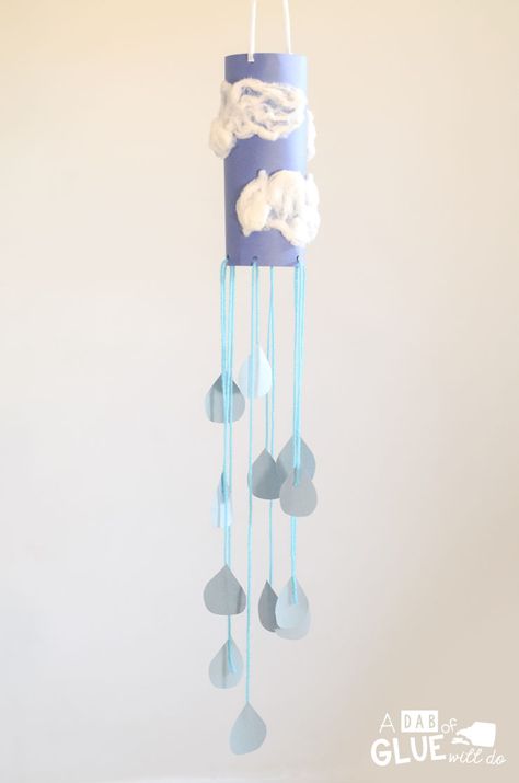 Easy Spring Crafts, Windsock Craft, Rain Crafts, Weather Activities Preschool, Weather Activities For Kids, Preschool Weather, Weather Art, Weather Crafts, Weather Science