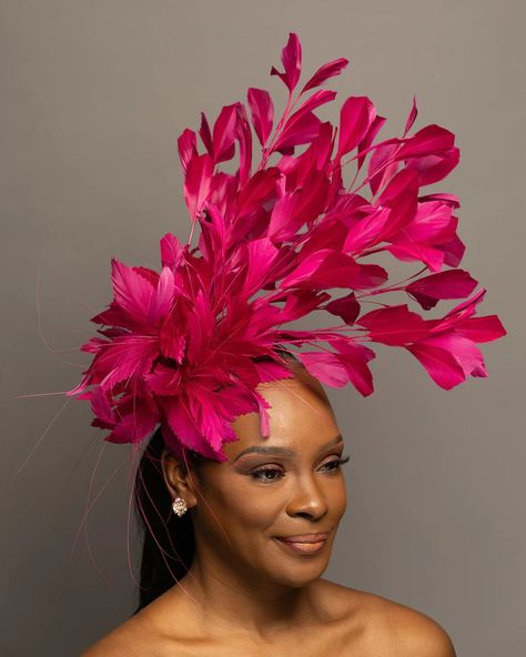 STILL AVAILABLE at thehatgirls.com 👒 ✨ Featured Milliner of Kentucky Derby 149 & 150 ✨ ✨Official Hat Designer of KY Derby Festival 2016-2024✨ #thehatgirls #kentuckyderby #kyderby #fascinator #derbyhat #millinerycouture #smallbusiness #derbyfashion #millinery Mardi Gras Diy, Derby Fashion, Ky Derby, Fascinator Hats, Derby Hats, Kentucky Derby, Head Wraps, Mardi Gras, Fascinator